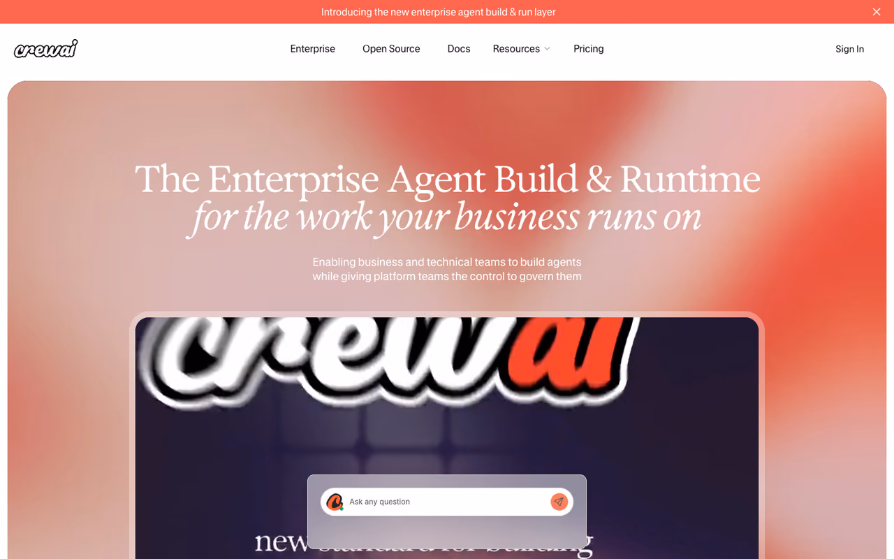 CrewAI homepage screenshot